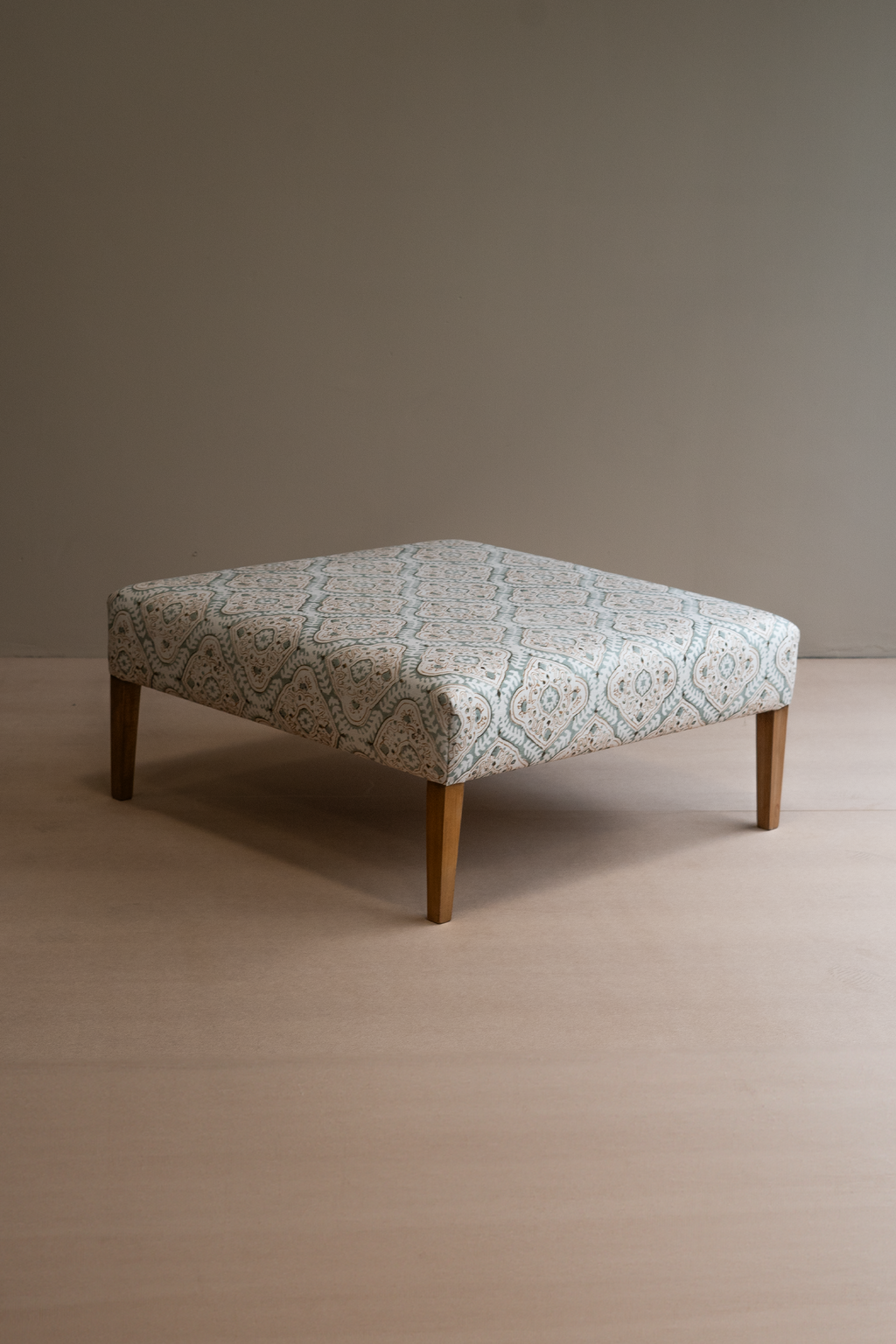 Lynette - Upholstered coffee table