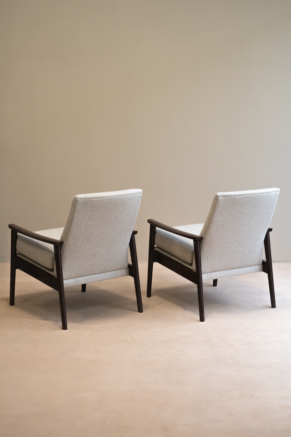 Colehill - Pair of club chairs