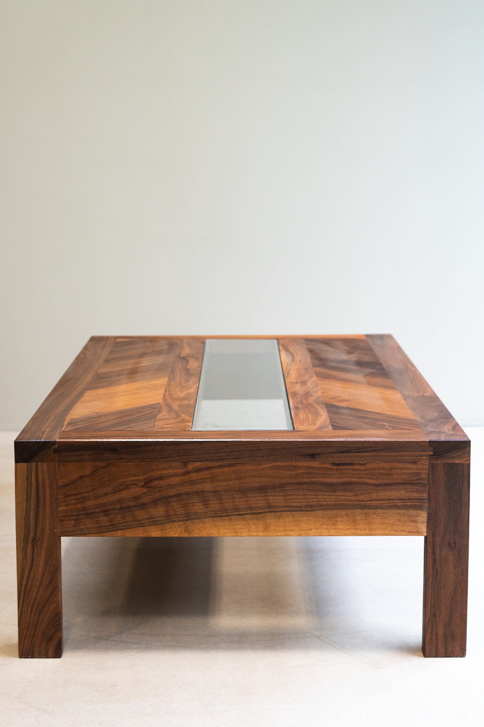 Bobby - Coffee table