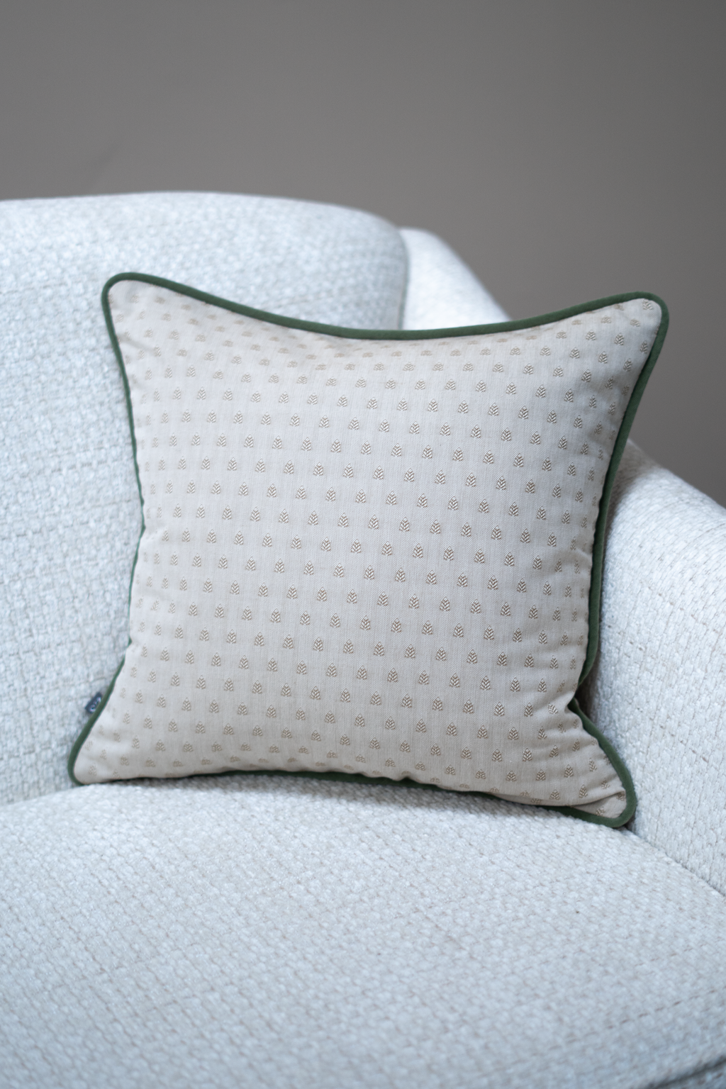 Stubhampton - Leaf cushion
