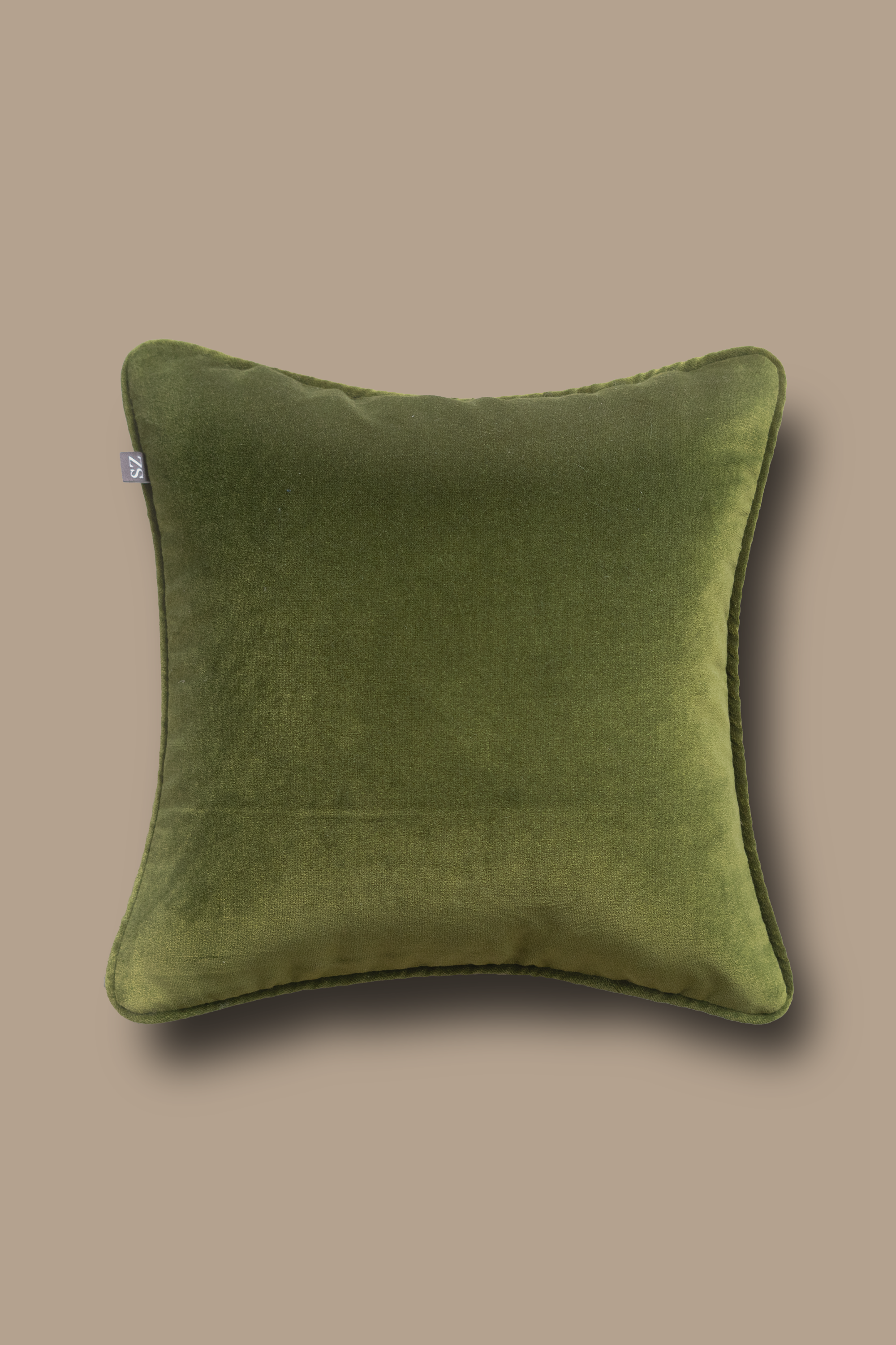 Horton - Chestnut velvet cushion